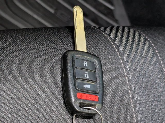 Used 2018 Honda Civic Sport image 29