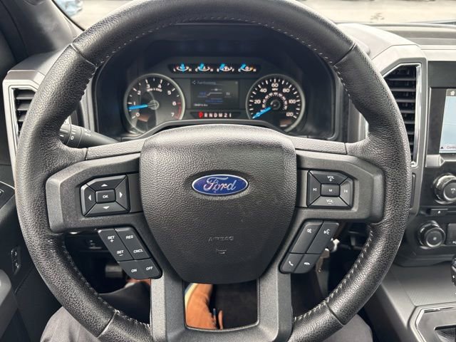 Used 2016 Ford F150 XLT w/ Equipment Group 302A Luxury AWD/4WD image 28