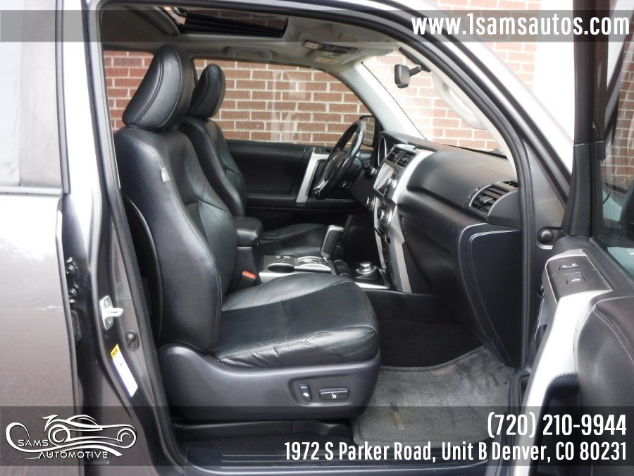 Used 2010 Toyota 4Runner SR5 AWD/4WD image 9