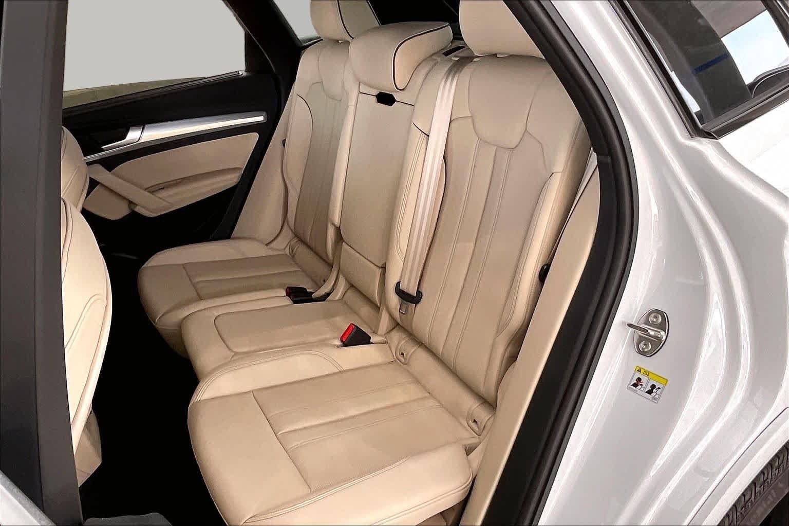 Used 2025 Audi Q5 2.0T Premium Plus w/ Premium Plus Package AWD/4WD image 21