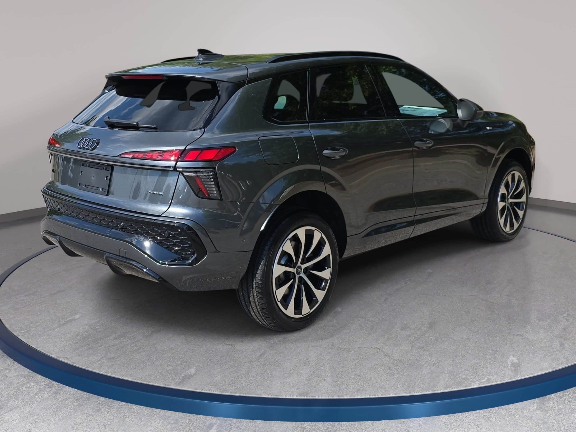 New 2026 Audi Q3 quattro 2.0T AWD/4WD image 5