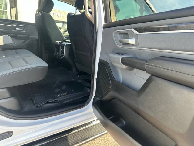 Used 2020 RAM 1500 Big Horn AWD/4WD image 12