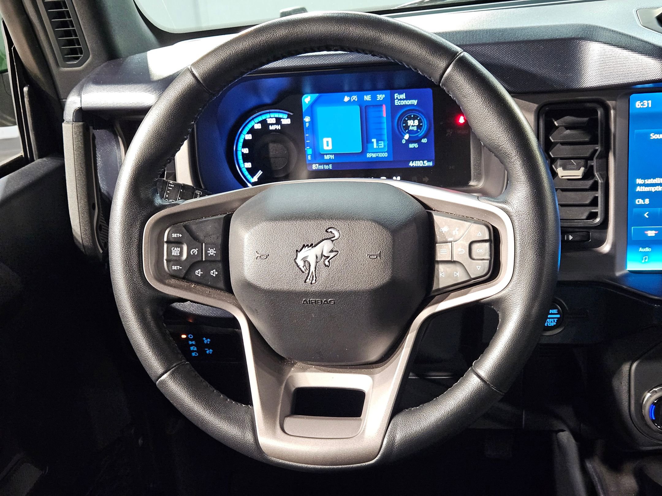 Used 2023 Ford Bronco Outer Banks image 25