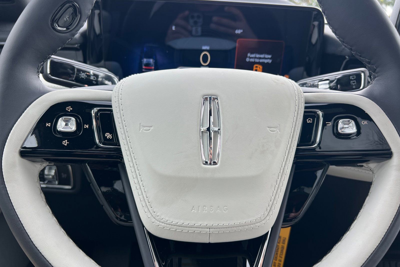 New 2025 Lincoln Aviator Black Label image 23