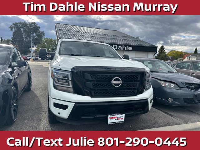 Used 2023 Nissan Titan SV w/ SV Convenience Package AWD/4WD image 9