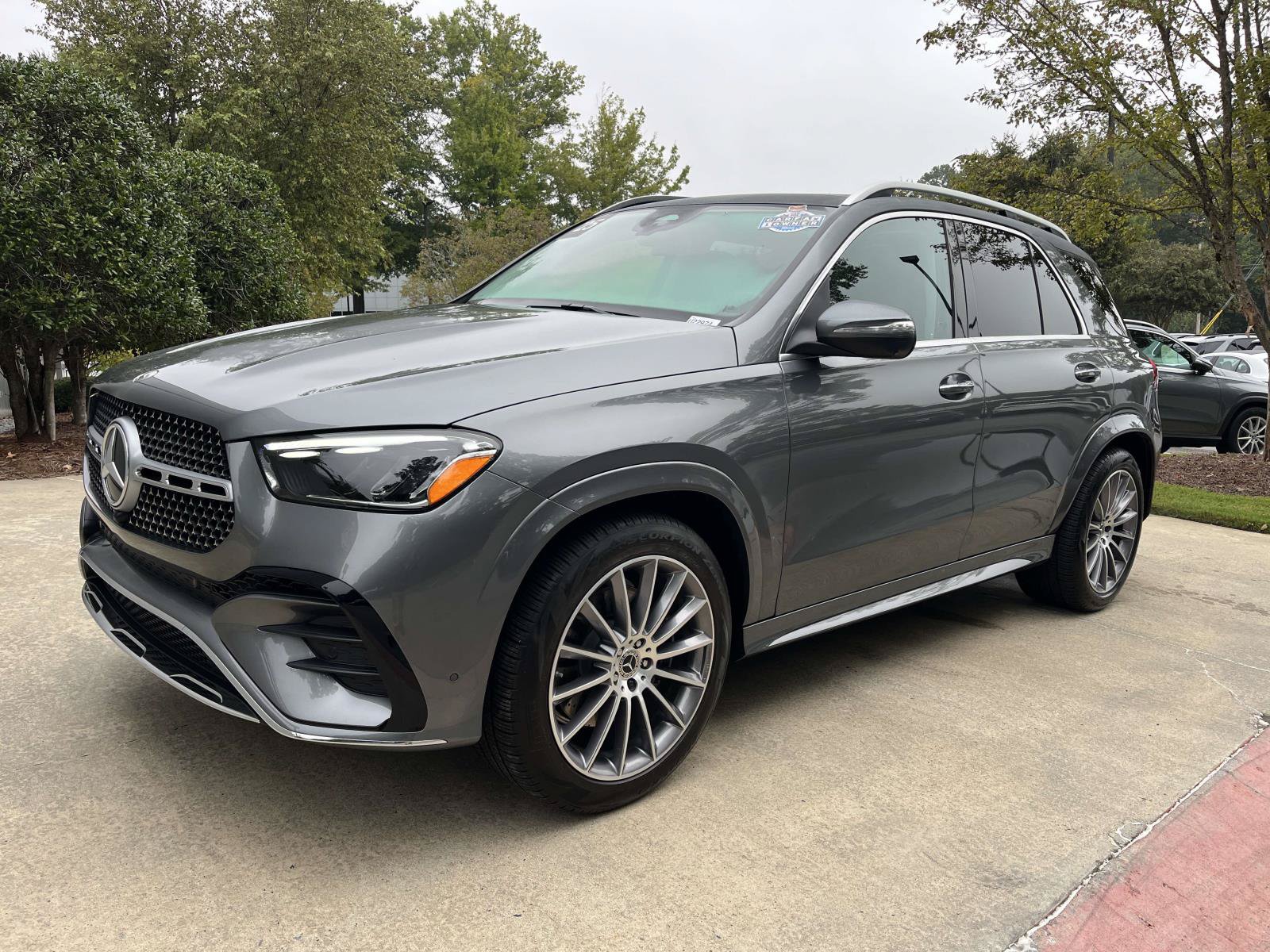 Certified 2025 Mercedes-Benz GLE 350 4MATIC image 3