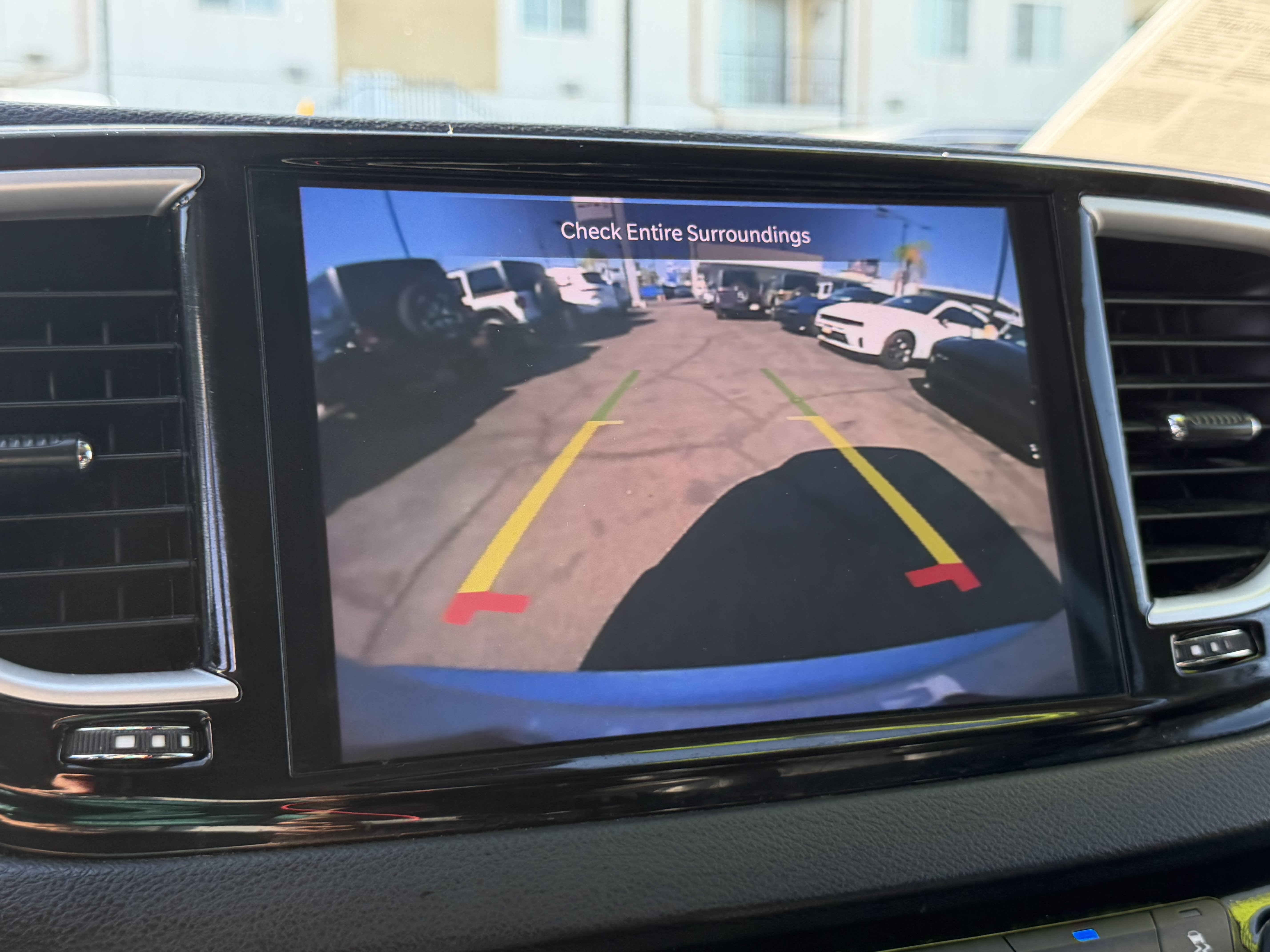 Certified 2024 Chrysler Pacifica Touring-L FWD image 30
