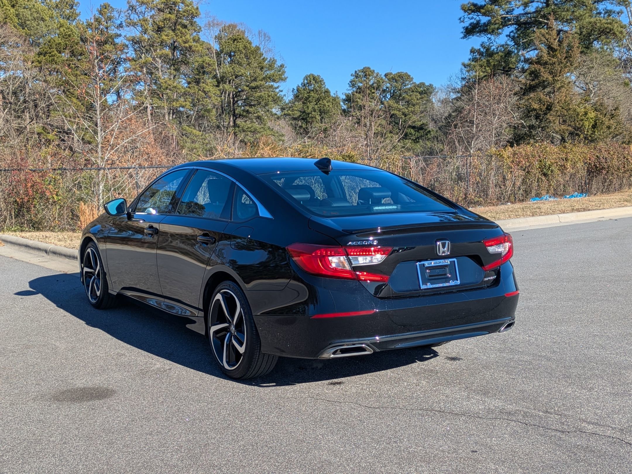 Used 2022 Honda Accord Sport image 7