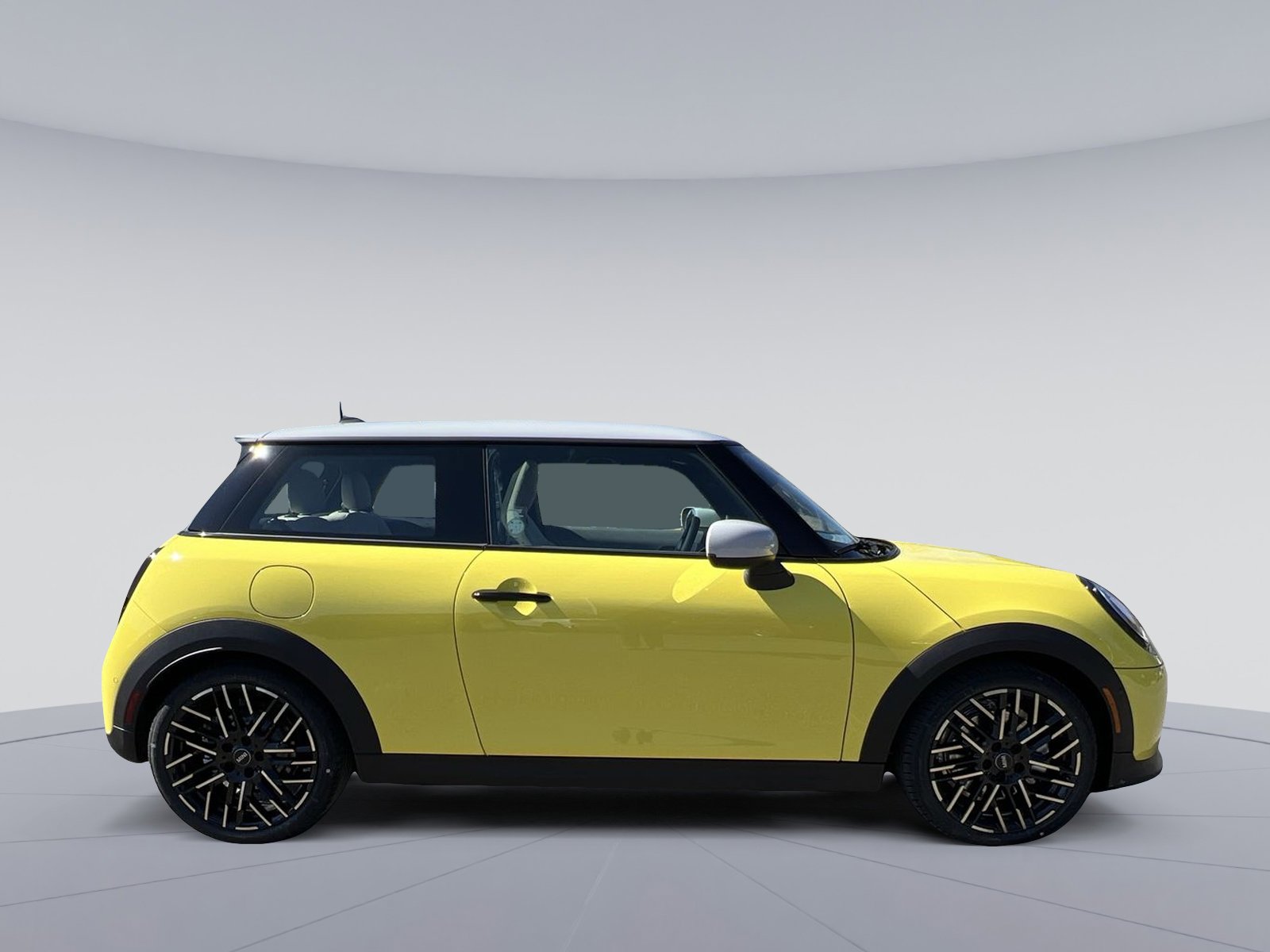 Certified 2025 MINI Cooper S image 6