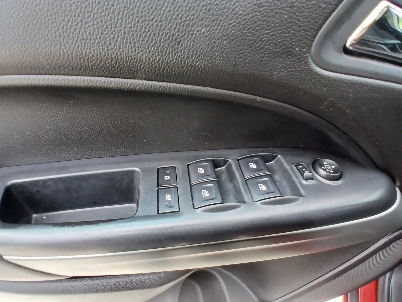 Used 2016 Chevrolet Colorado LT RWD image 12