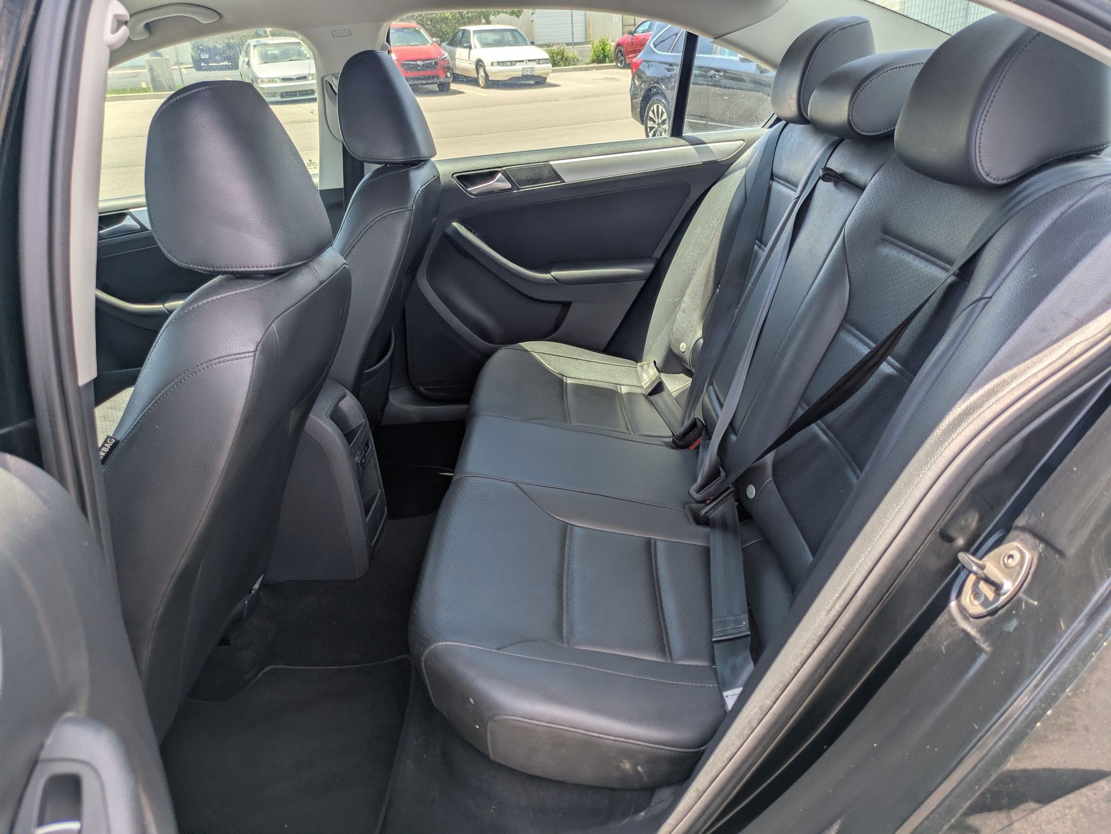 Used 2014 Volkswagen Jetta SE FWD image 25