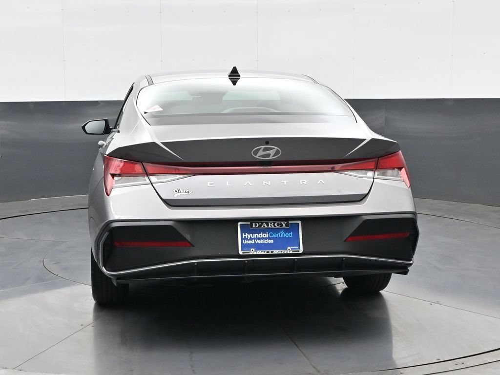 Certified 2024 Hyundai Elantra SEL FWD image 7