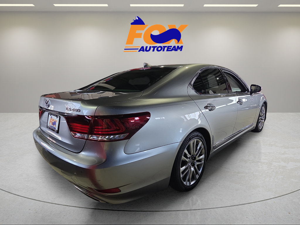 Used 2017 Lexus LS 460 RWD image 4