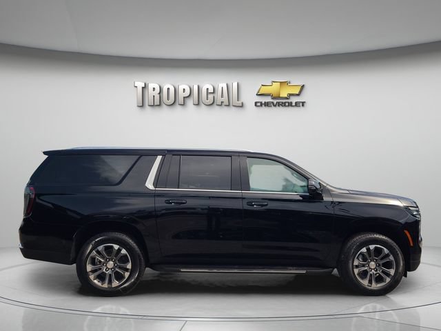 New 2026 Chevrolet Suburban LT w/ Comfort Package RWD image 6