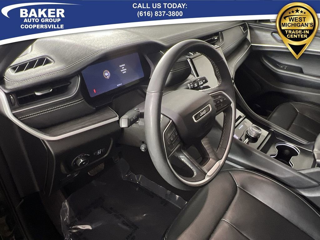 Used 2024 Jeep Grand Cherokee L Limited w/ Luxury Tech Group II image 11