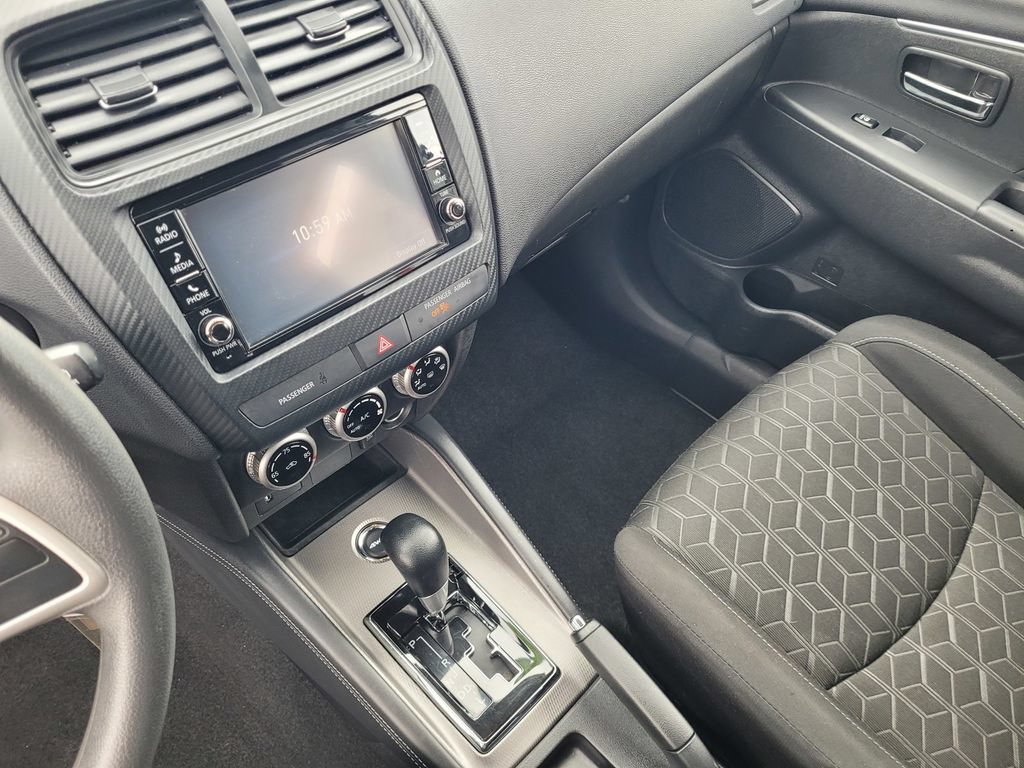 Used 2024 Mitsubishi Outlander Sport ES AWD/4WD image 18
