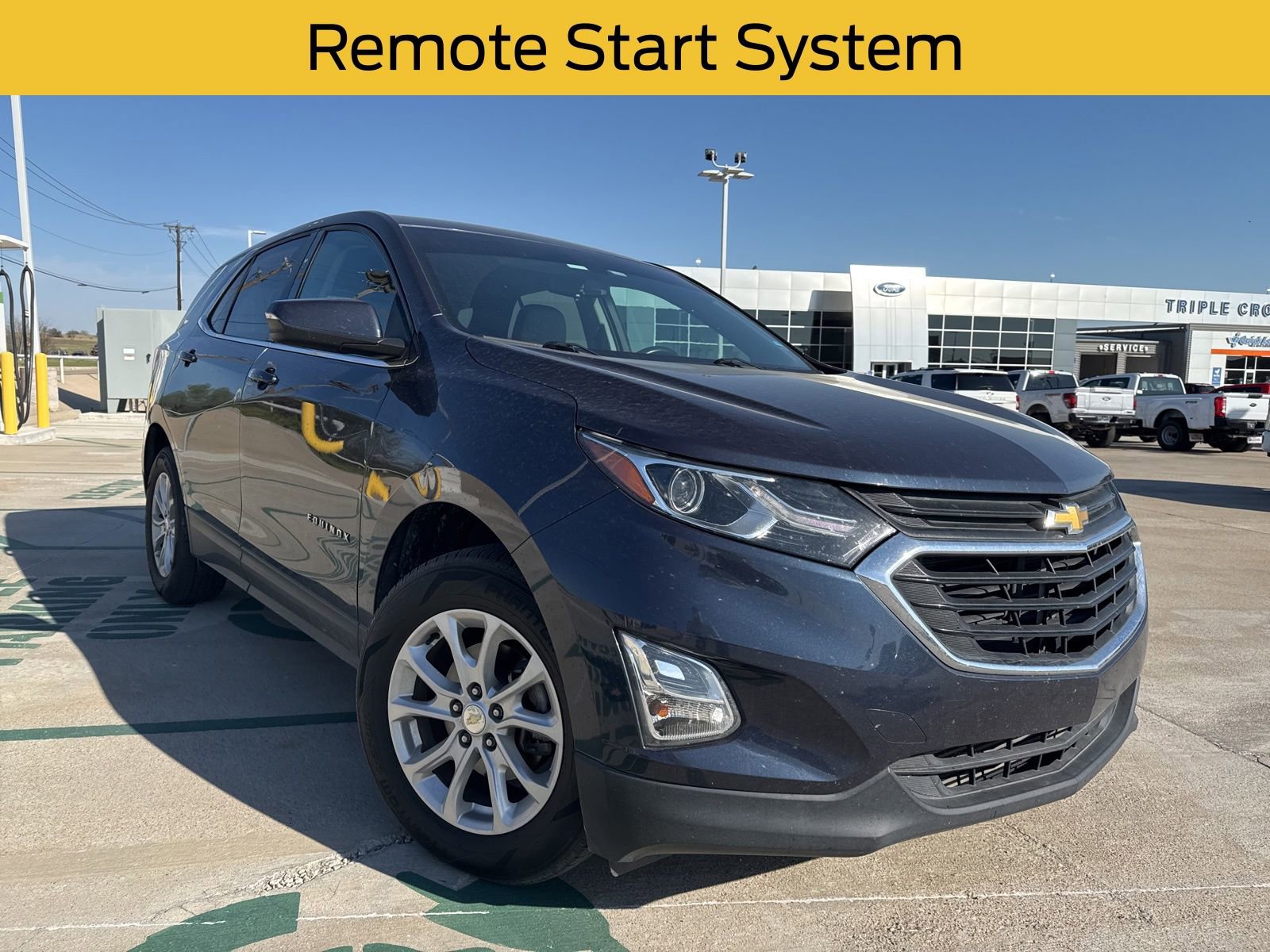 Used 2018 Chevrolet Equinox LT image 1