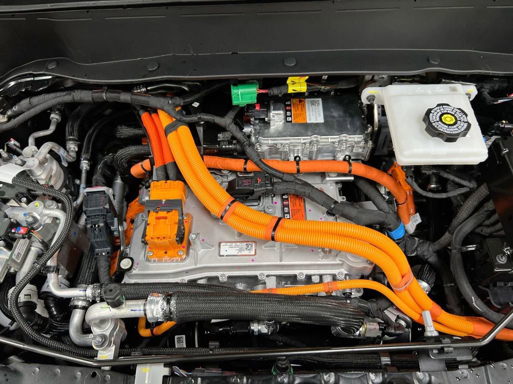 New 2027 Chevrolet Bolt LT w/ Comfort Package image 25