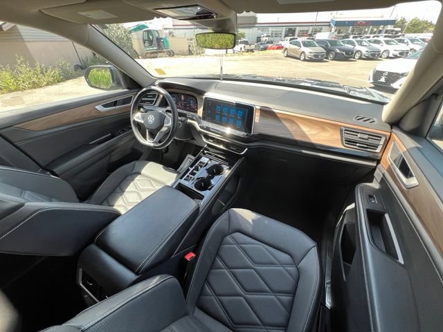 Used 2024 Volkswagen Atlas SE AWD/4WD image 21