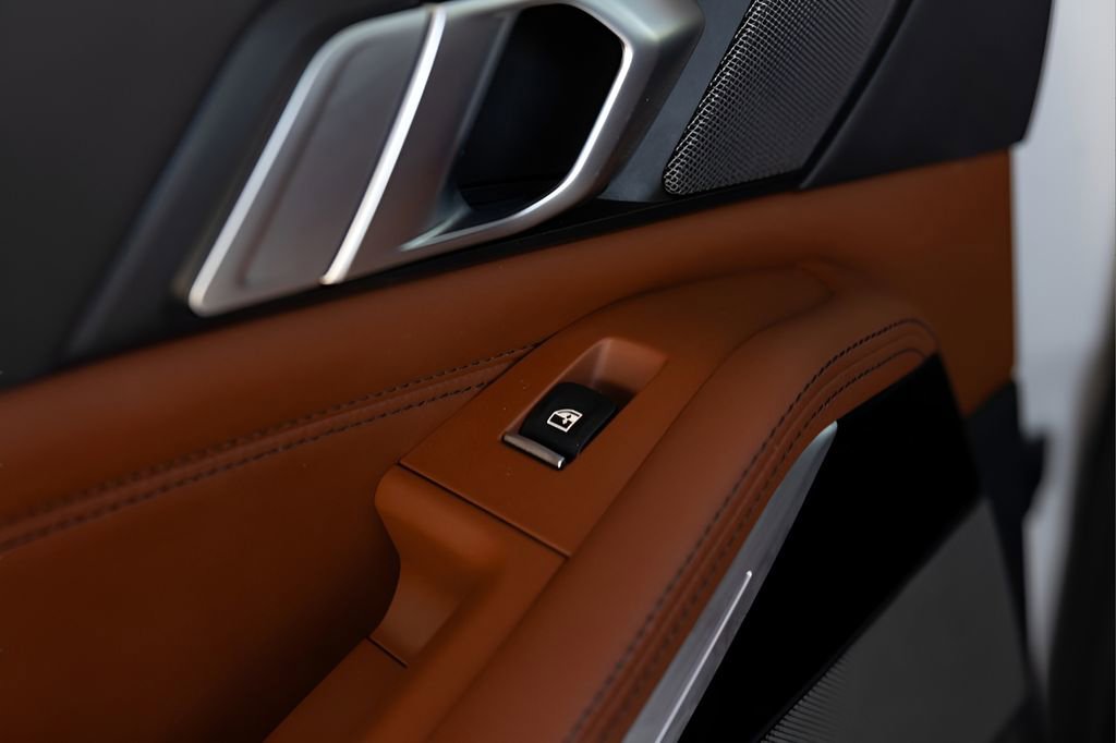 Used 2022 BMW X5 M50i w/ Executive Package AWD/4WD image 53