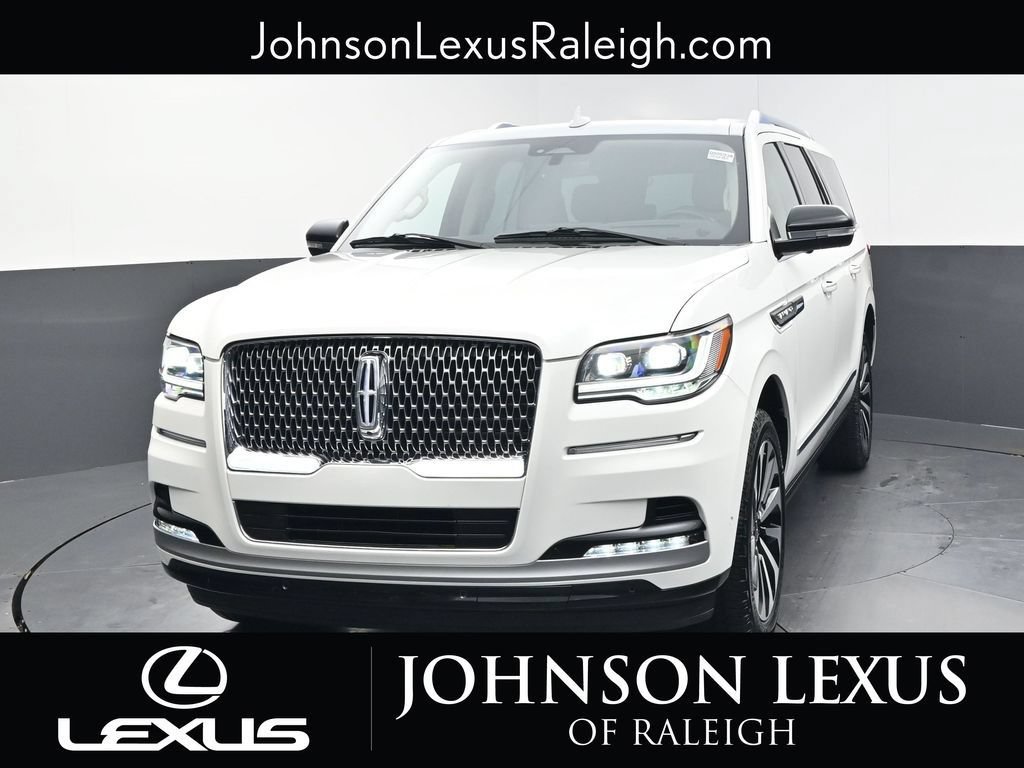 Used 2023 Lincoln Navigator L Reserve AWD/4WD image 5