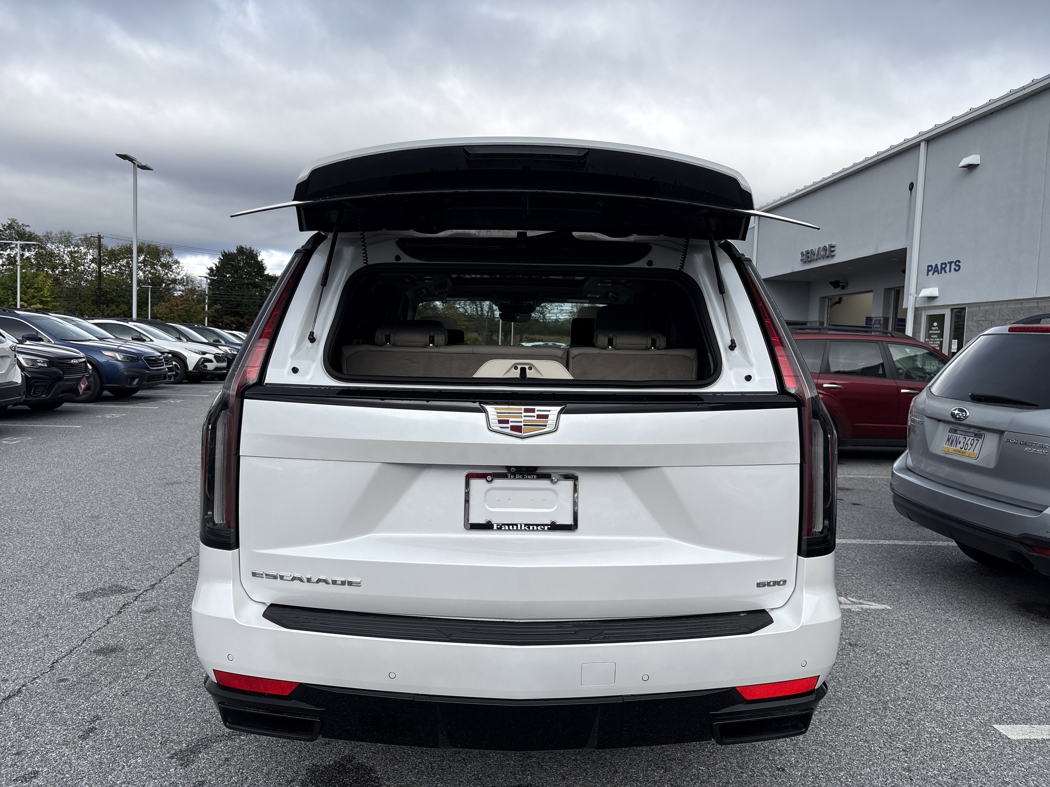 Used 2023 Cadillac Escalade Sport Platinum image 16