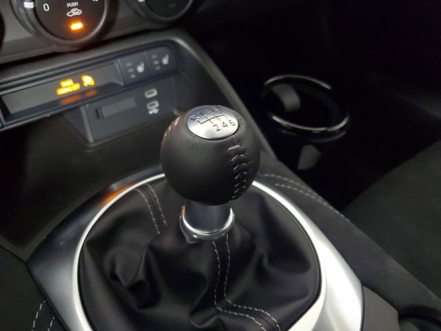New 2026 MAZDA MX-5 Miata RF Club RWD image 25