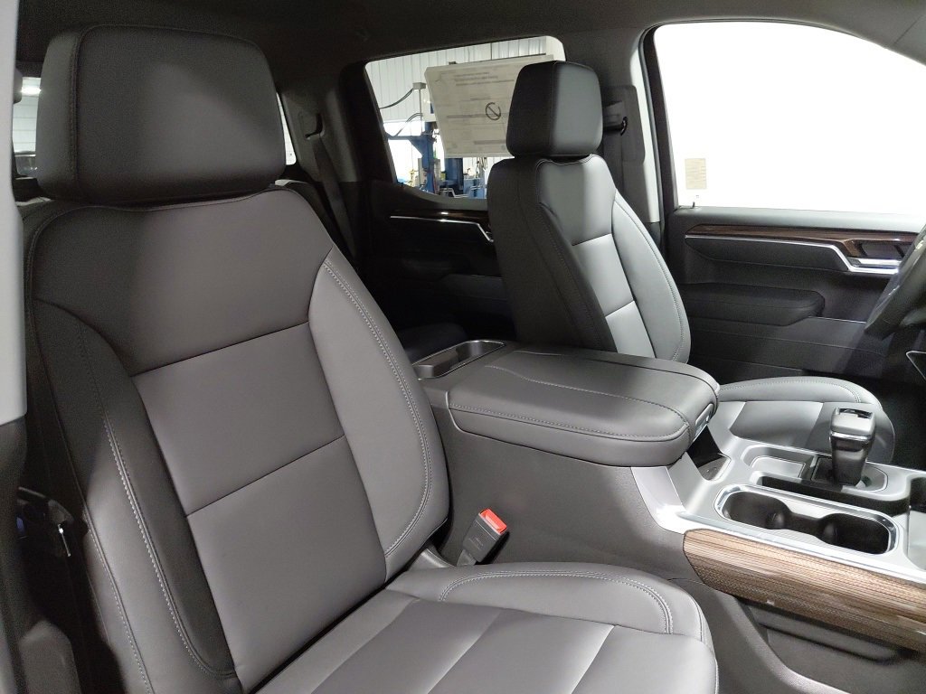 New 2026 Chevrolet Silverado 1500 LT image 23