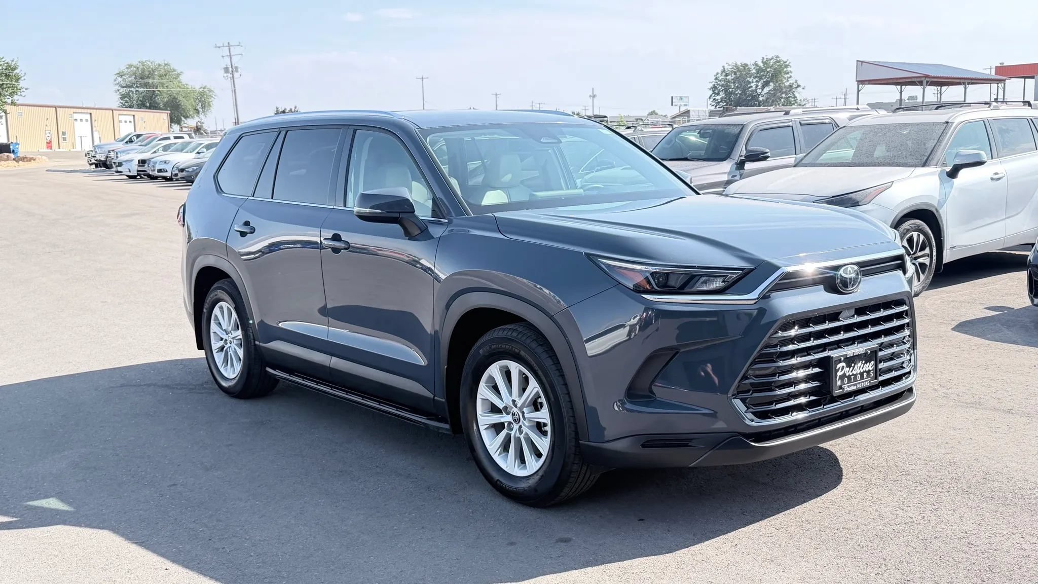Used 2025 Toyota Grand Highlander AWD Hybrid image 4