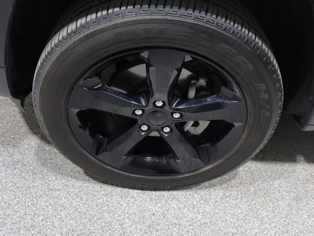 Used 2023 Jeep Grand Cherokee Altitude image 10