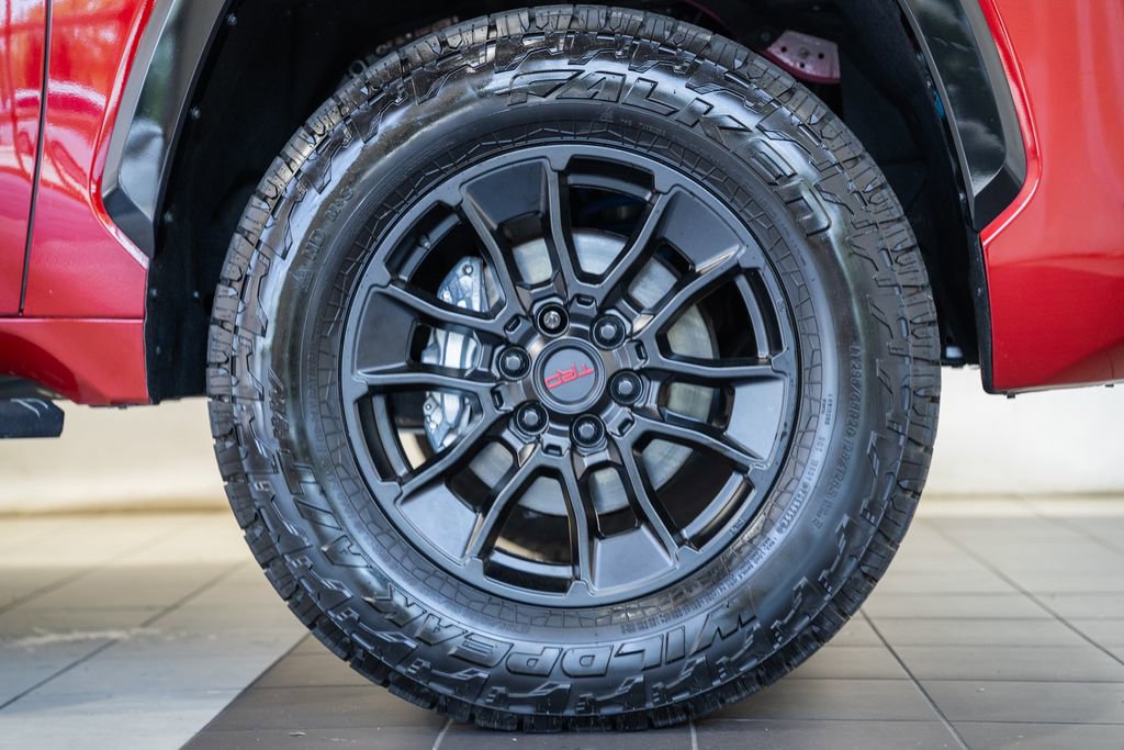 Used 2024 Toyota Sequoia Platinum w/ TRD Off-Road Package AWD/4WD image 21