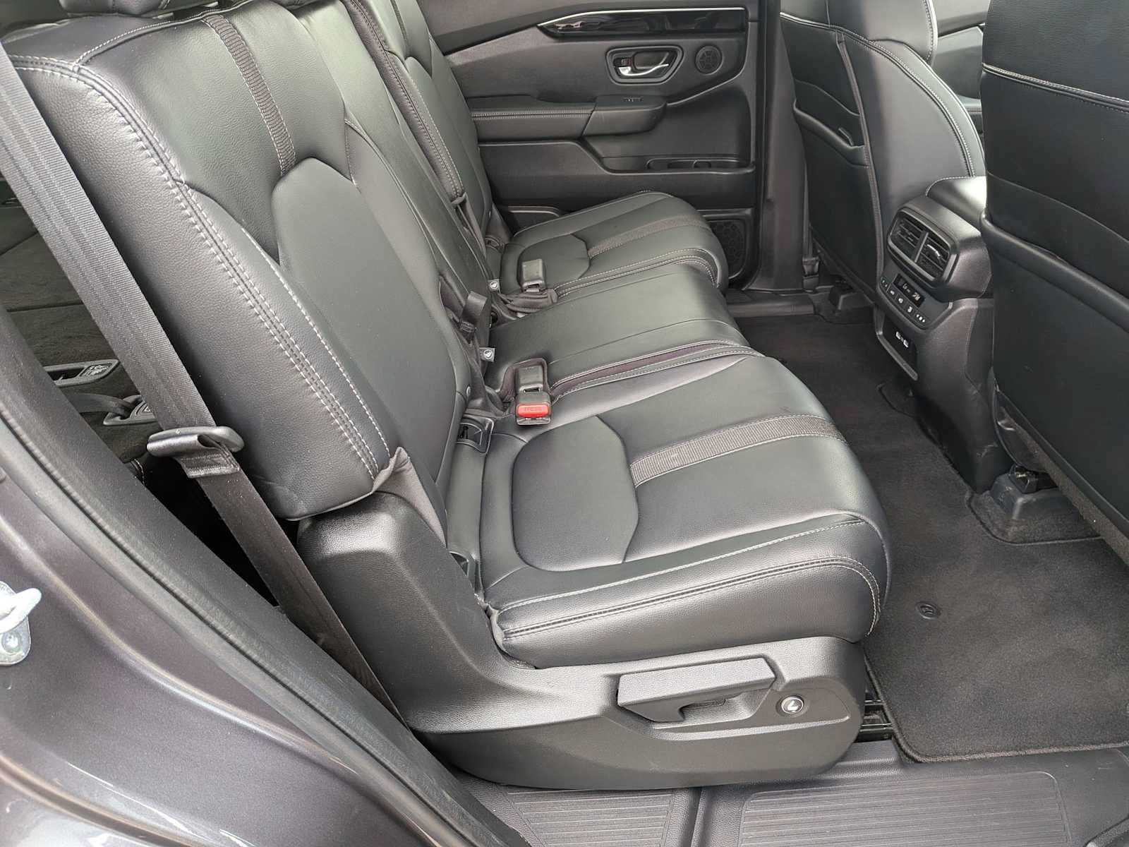 Certified 2023 Honda Pilot EX-L image 18