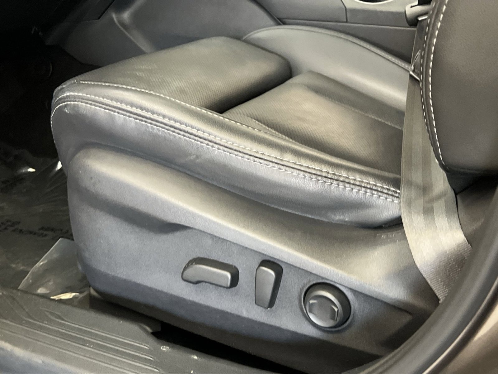 Used 2022 Subaru Outback Limited image 12