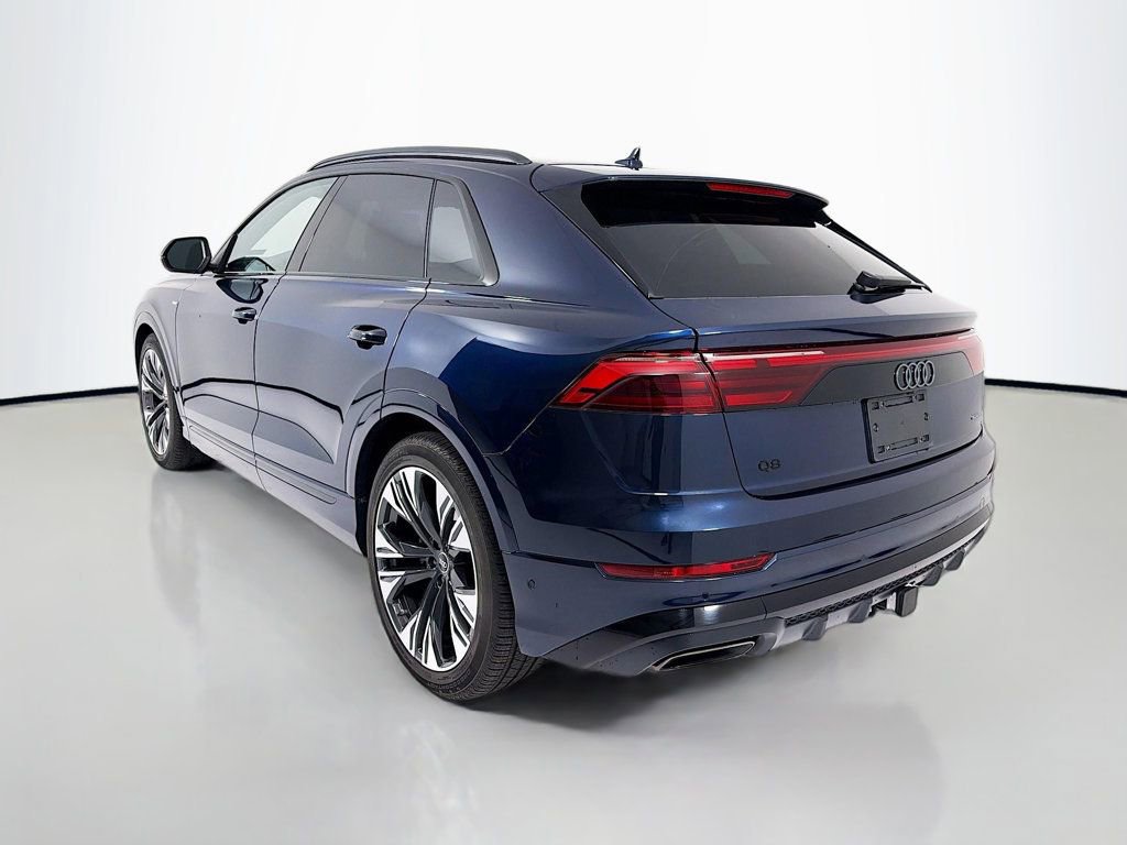 Used 2025 Audi Q8 Premium Plus image 5