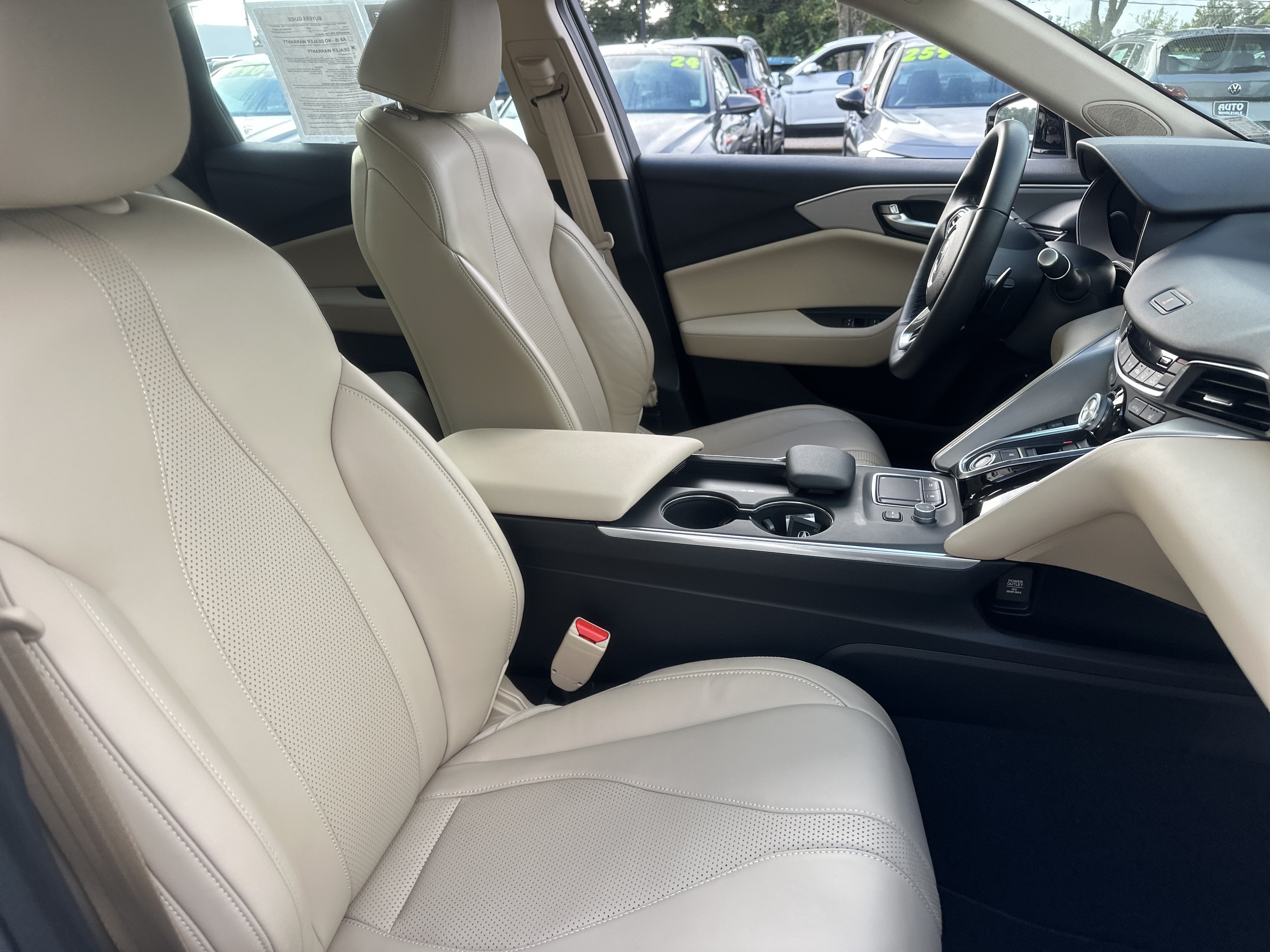 Used 2025 Acura TLX w/ Technology Package FWD image 13