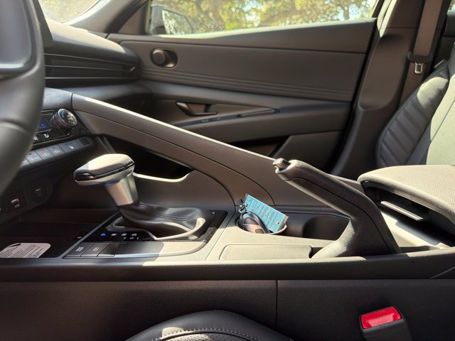 New 2026 Hyundai Elantra SEL Sport FWD image 30
