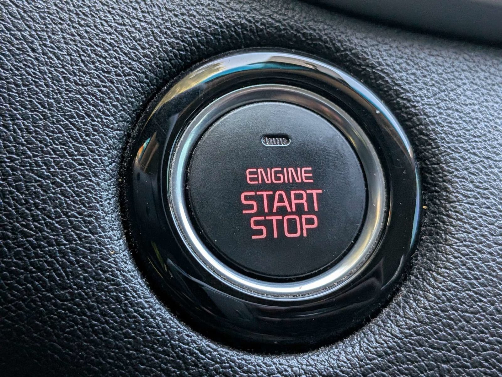 Used 2020 Kia Sorento S FWD image 27