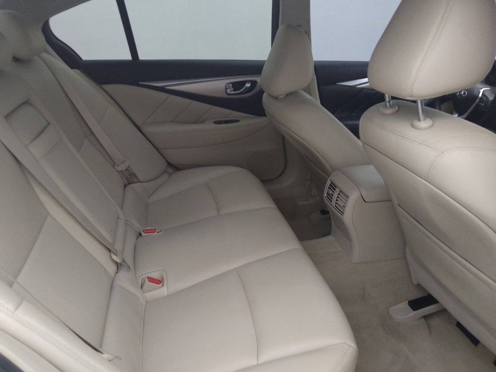 Used 2020 INFINITI Q50 Luxe w/ Essential Package (3.0T Luxe) RWD image 19