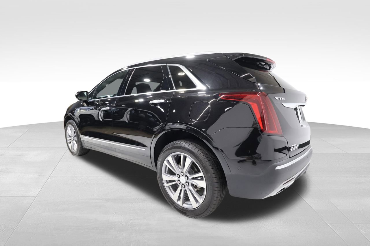 Certified 2025 Cadillac XT5 Premium Luxury w/ Technology Package AWD/4WD image 2
