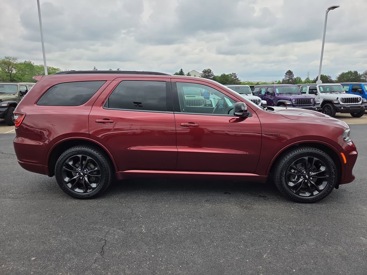 Used 2025 Dodge Durango R/T AWD/4WD image 8
