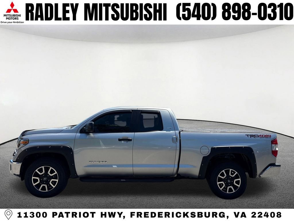 Used 2018 Toyota Tundra SR5 w/ TRD Off Road Package AWD/4WD image 16