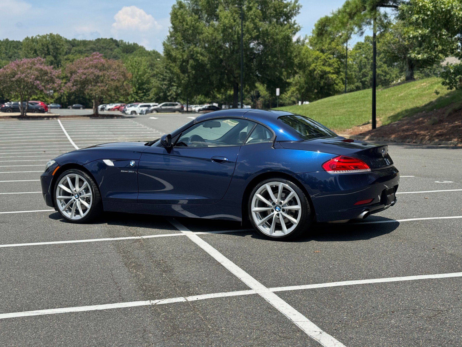 Used 2011 BMW Z4 sDrive35i RWD image 7