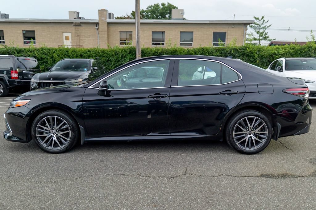 Used 2024 Toyota Camry XLE w/ Navigation Package AWD/4WD image 4