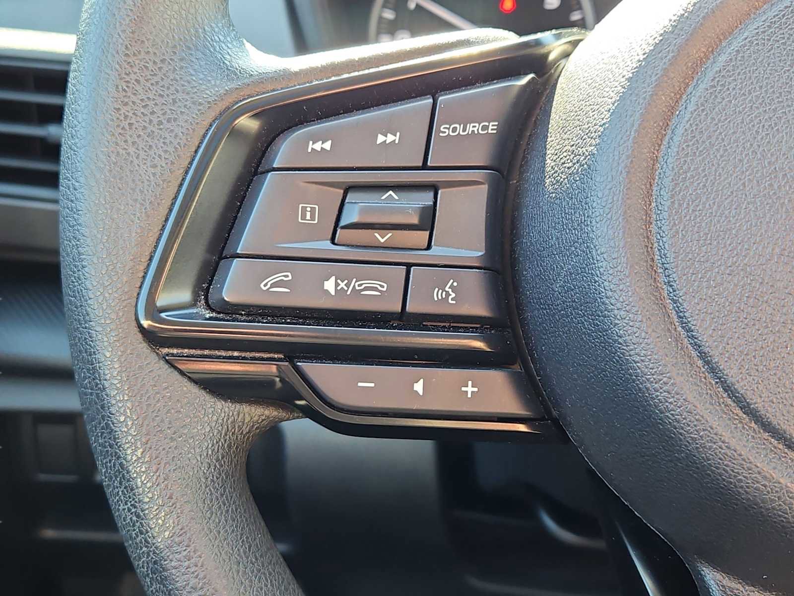 Used 2024 Subaru Crosstrek 2.0i Premium image 17