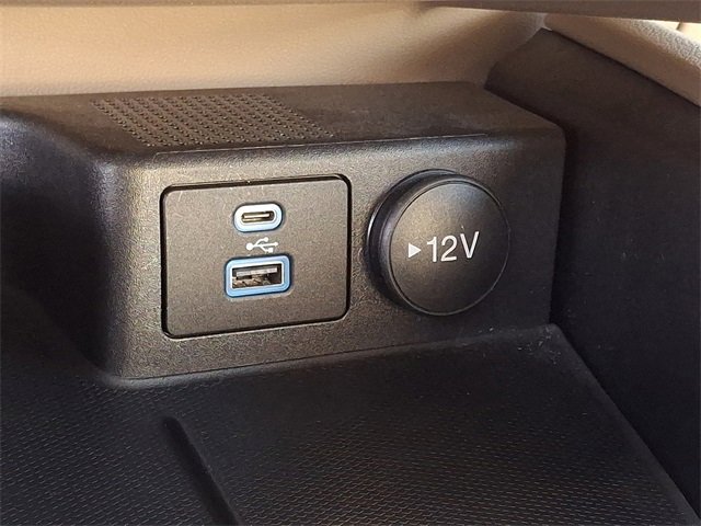 Used 2022 Ford Escape SE w/ Convenience Package image 26