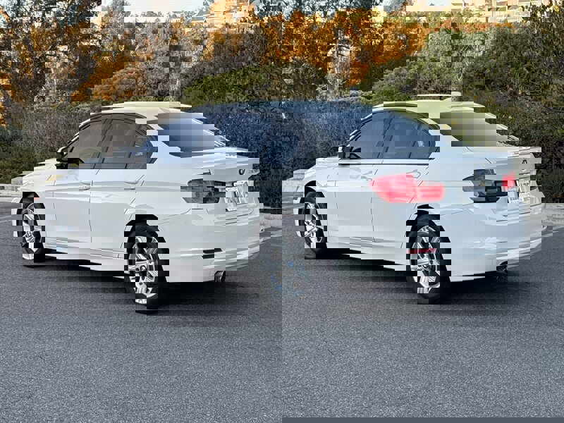 Used 2015 BMW 328i Sedan image 4