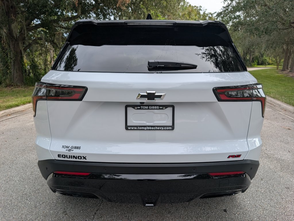 New 2027 Chevrolet Equinox RS FWD image 7