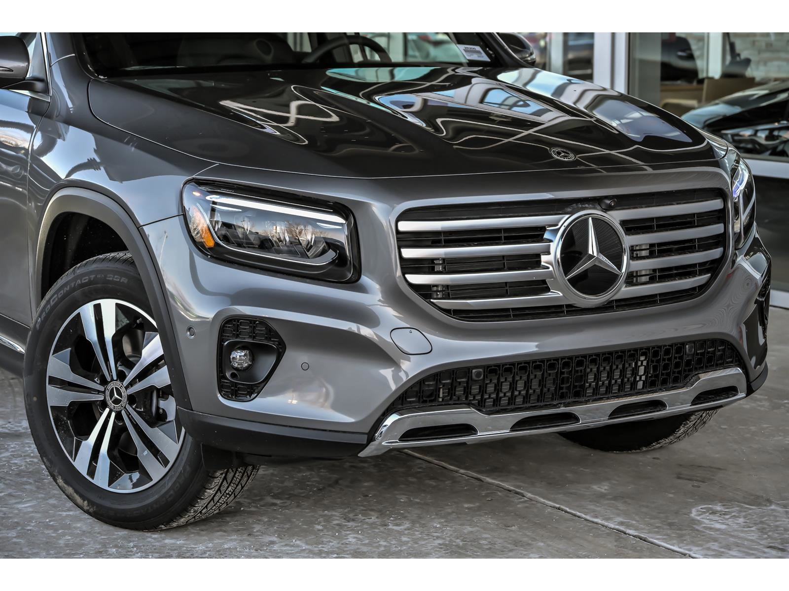 New 2026 Mercedes-Benz GLB 250 4MATIC image 2