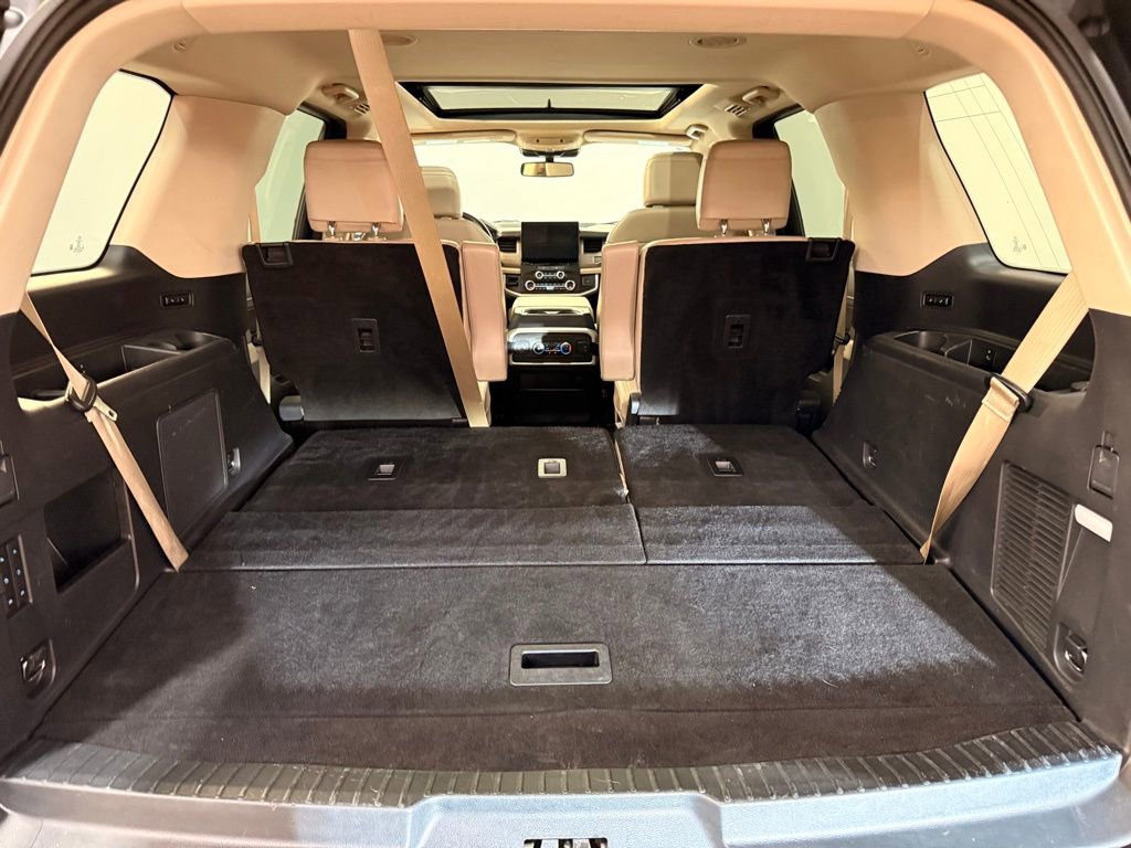 Used 2023 Ford Expedition Limited image 13