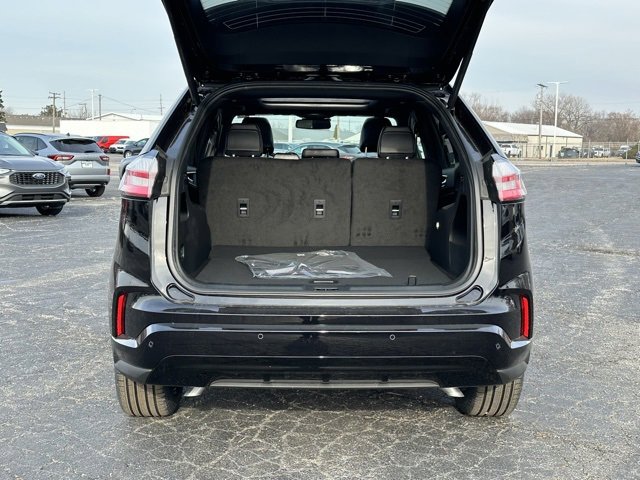 New 2024 Ford Edge ST-Line image 7